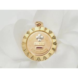 Pendentif Augis en or jaune, rubis et diamant