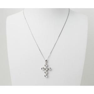 collier croix en or blanc et diamants