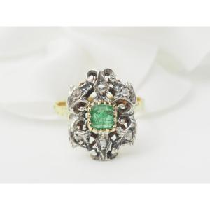 Bague Napoleon III en or jaune, émeraude et roses