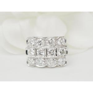 Vintage Art Deco Ring In Platinum With Natural Diamonds