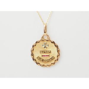 Pendentif Augis "Plus qu'hier, moins que demain" en or jaune
