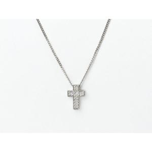 18-karat White Gold Diamond Cross Necklace (0.24 Ct) – 44.5 Chain