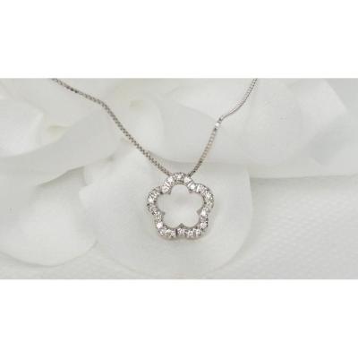 Necklace In White Gold And Diamonds