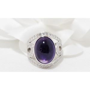 White Gold Ring, Amethyst Cabochon And Diamond Paving