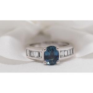 Solitaire Ring In White Gold, Sapphire And Diamonds