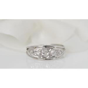 Art Deco Ring In White Gold And Diamonds