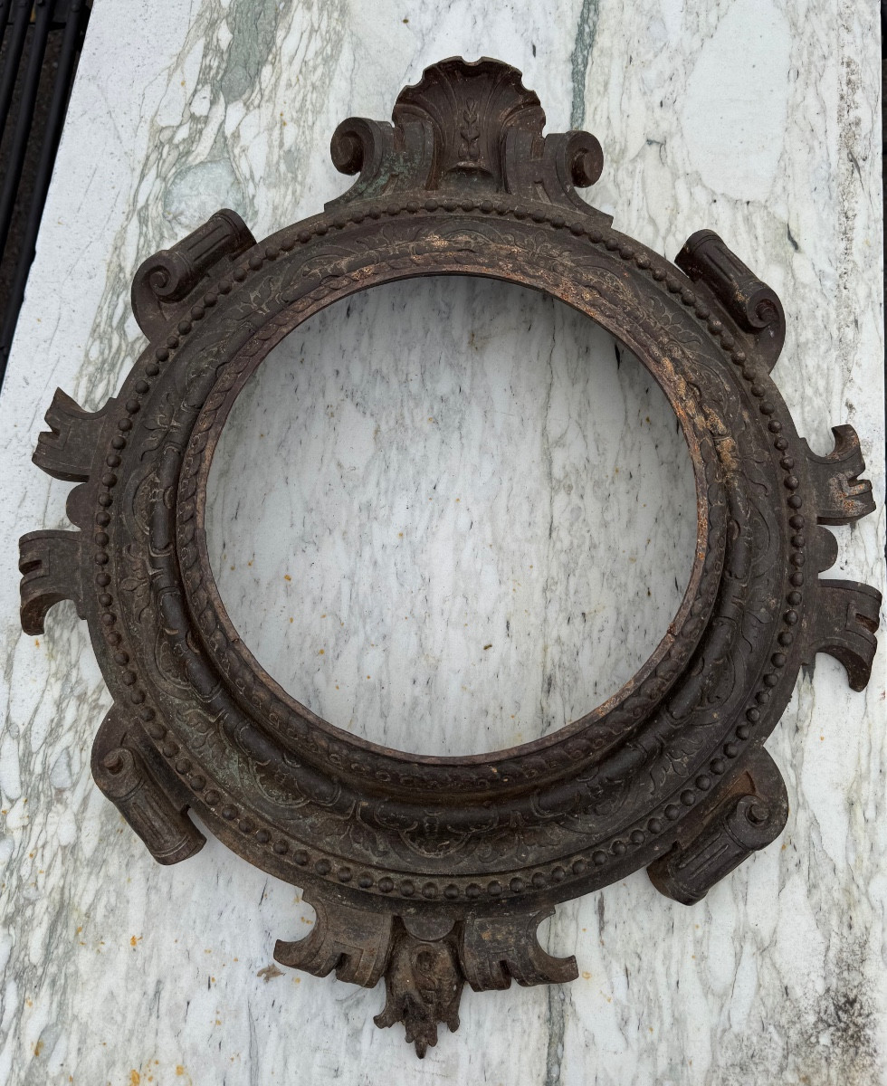 19th Century Cast Iron Bull's Eye-photo-5