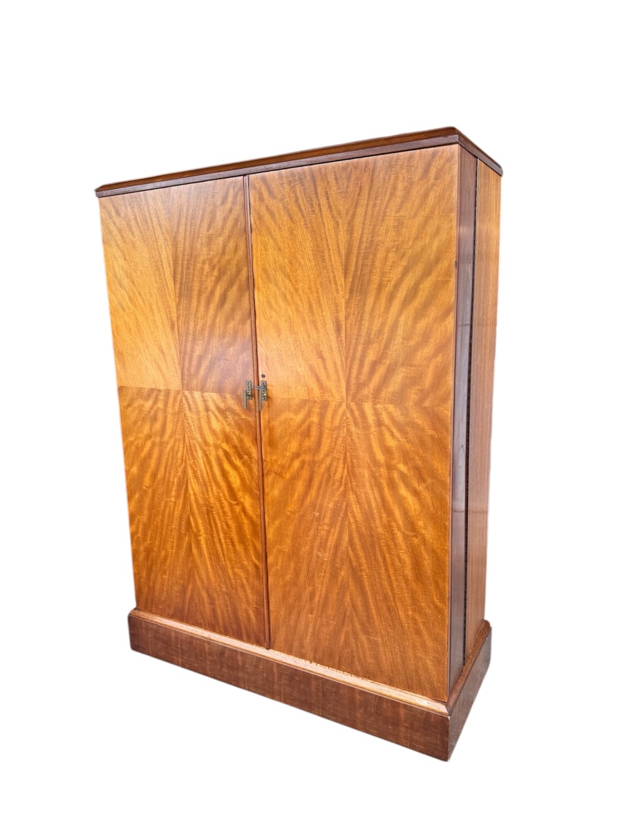 Compactom English Officer's Cabinet-photo-2