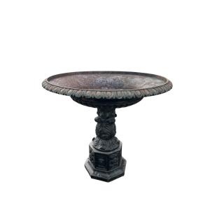 vasque fontaine XIX eme en fonte 