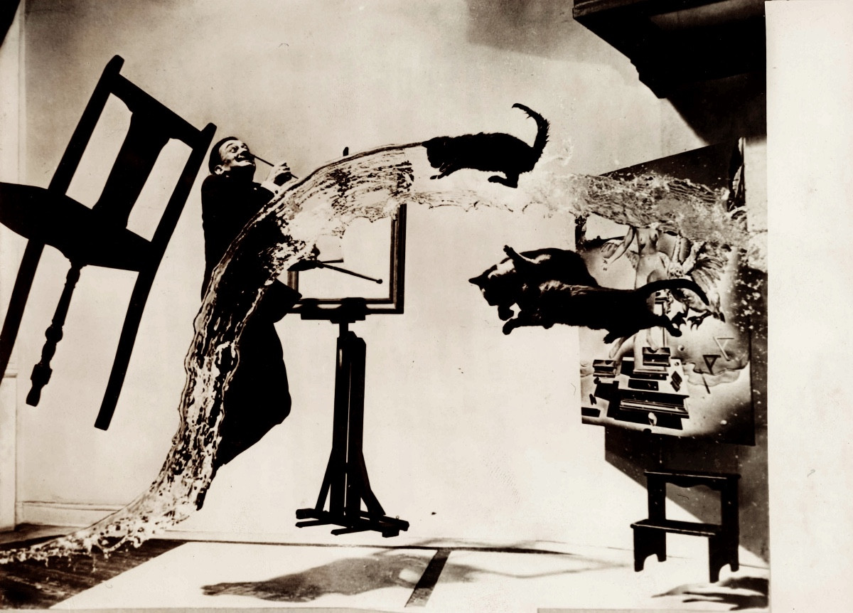 Salvador DALI - Photographie originale.   "Dali Atomicus".