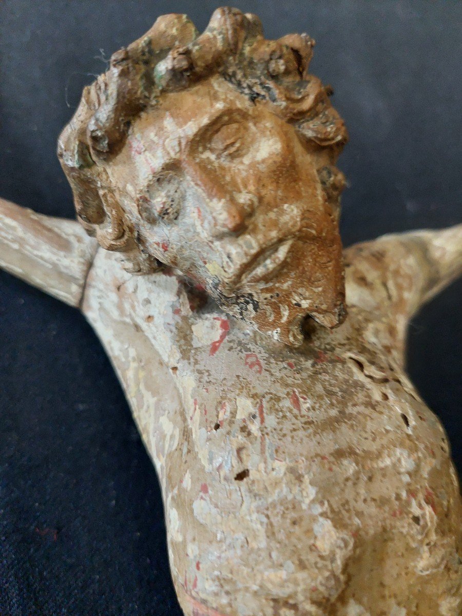 Christ en croix. en bois polychrome. Flandres ou Allemagne vers 1500.-photo-2