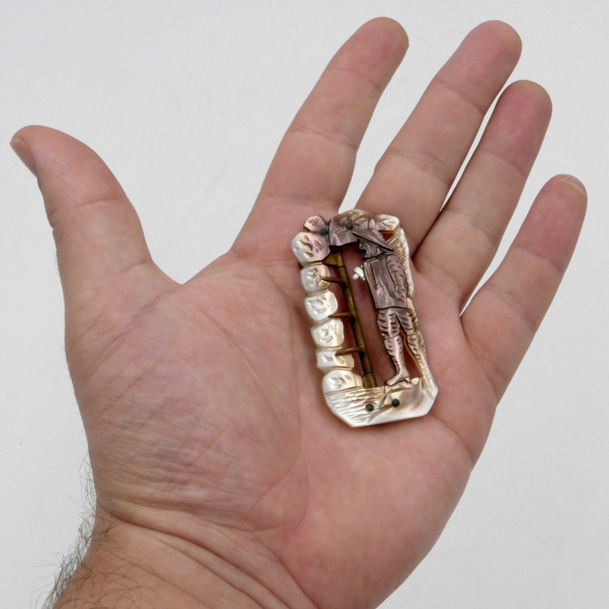 Belt Buckle, Carved Mother-of-pearl With Sailor Decor, 19th Century.-photo-3