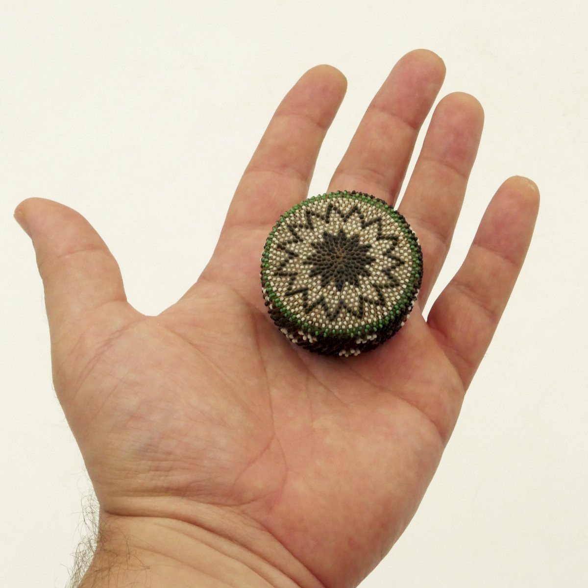 Small Circular Box, Glass Beads, 19th Century.-photo-3
