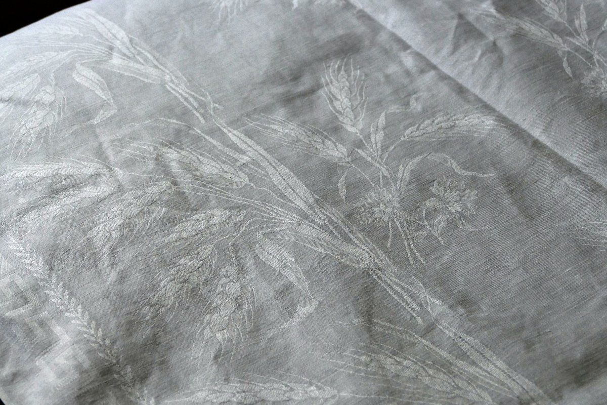 Tablecloth And Its Six Napkins With A Rich Damask Decoration Of Wheat Ears, Art Nouveau. -photo-5