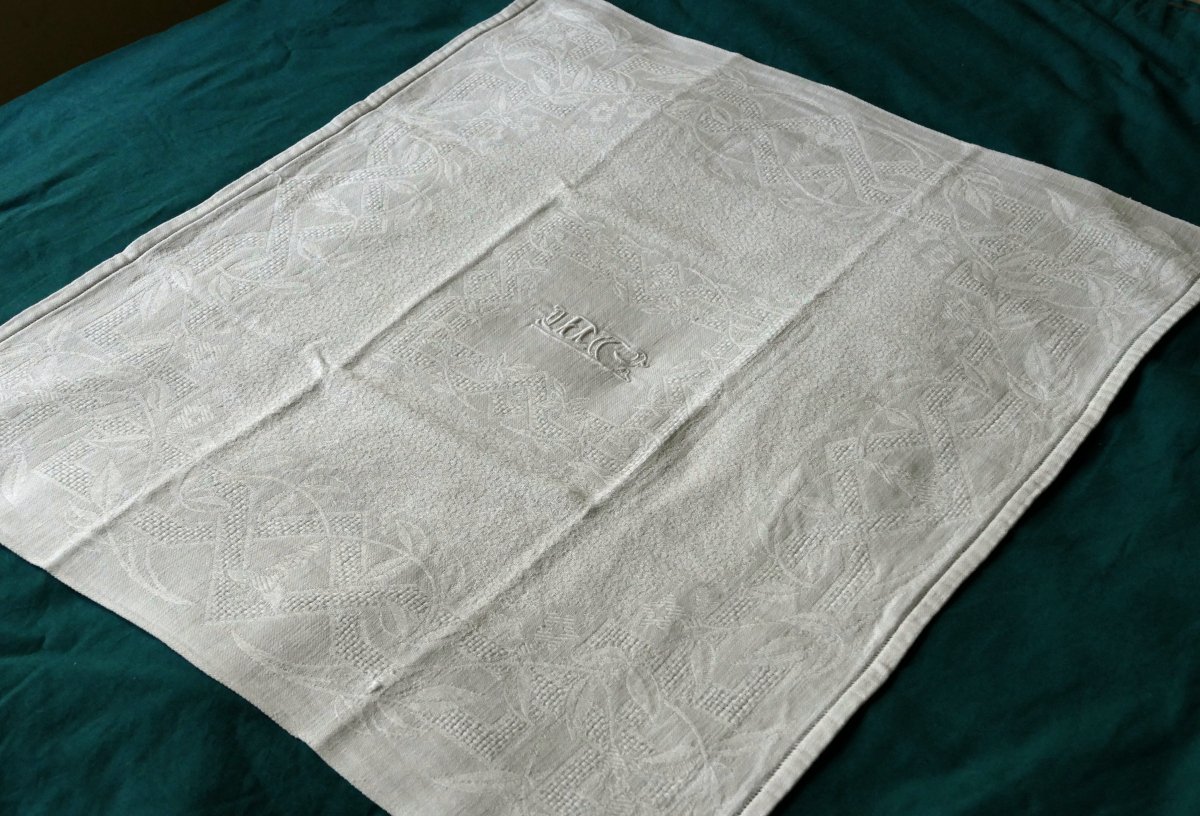 Douze Serviettes Damassées, Ajourées, Monogramme « M C », Art Déco.-photo-2