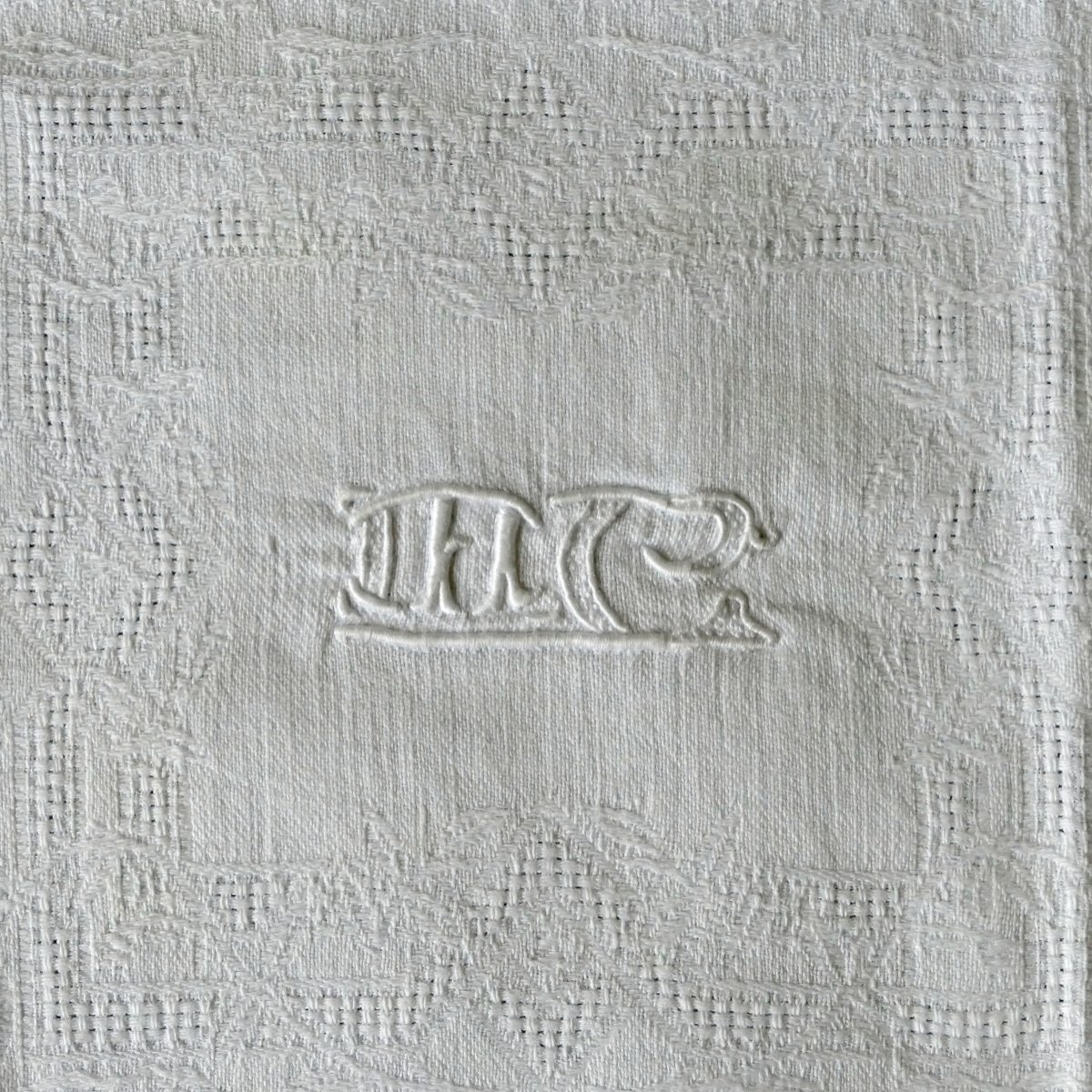 Douze Serviettes Damassées, Ajourées, Monogramme « M C », Art Déco.-photo-3
