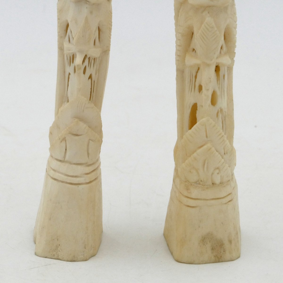 Bali, Pair Of Bone Sculptures Representing The Goddess Dewi Sri, Mid-20th Century, Indonesia.-photo-1