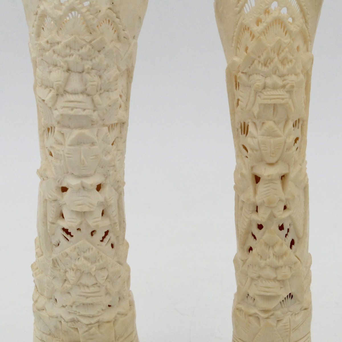 Bali, Pair Of Bone Sculptures Representing The God Barong, Mid-20th Century, Indonesia.-photo-4