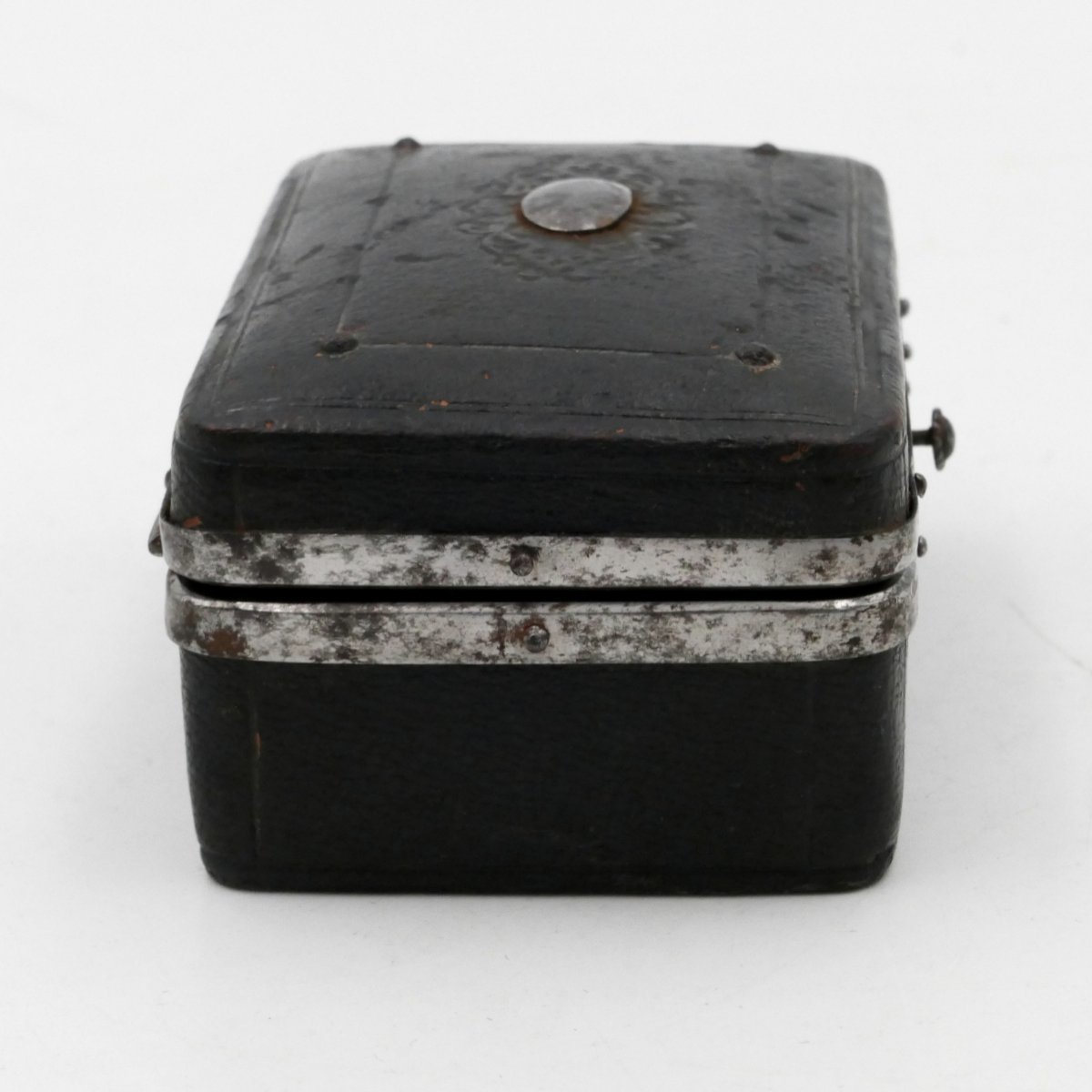 Coffret de voyage, nécessaire miniature à couture, porte monnaie et parfum, début XXe siècle.-photo-4
