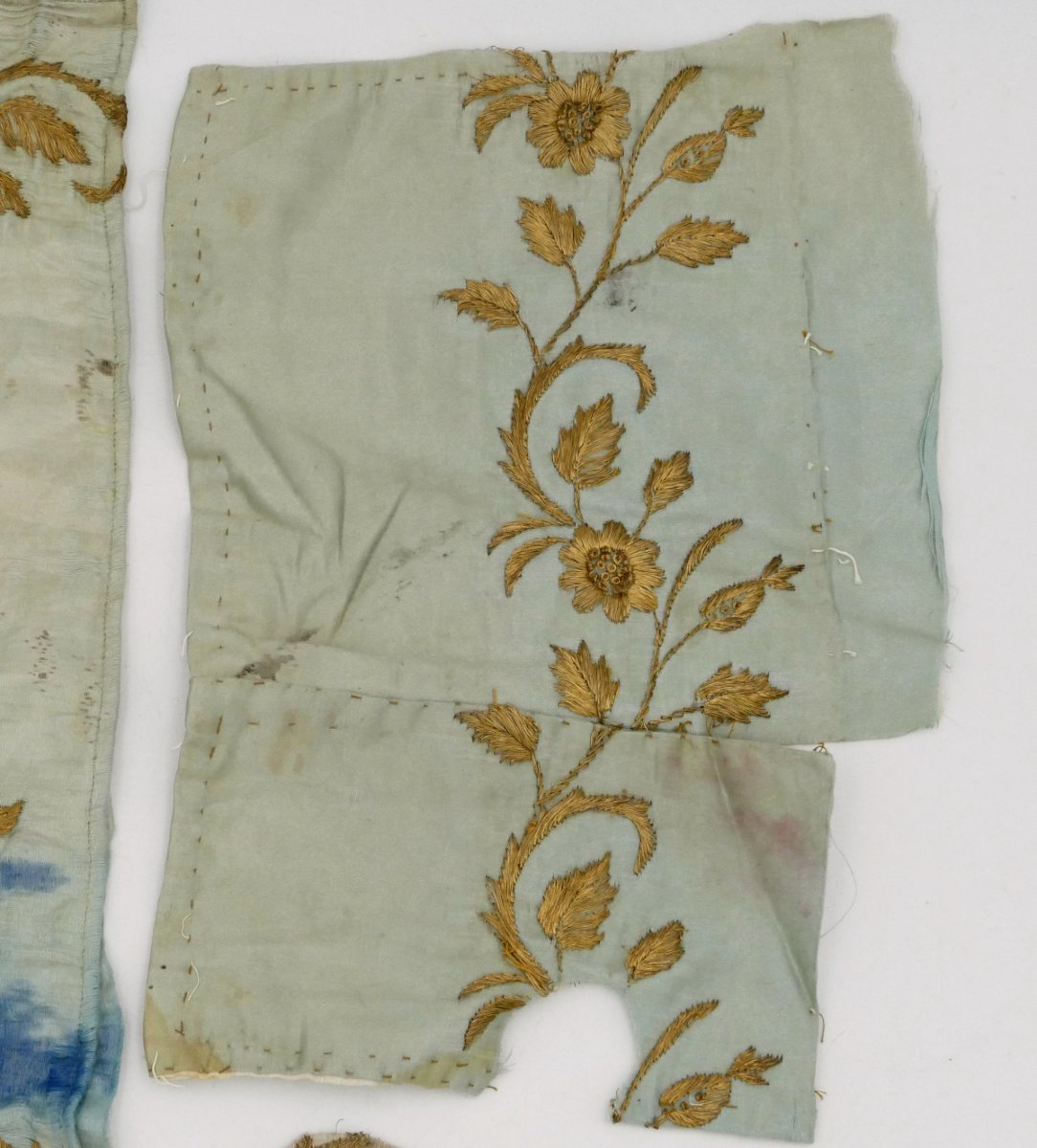 Louis XV Period, Three Fragments Of Silk Embroidered With Gold, 18th Century.-photo-4
