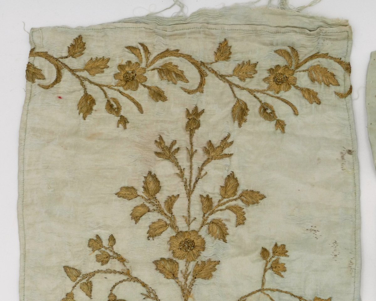 Louis XV Period, Three Fragments Of Silk Embroidered With Gold, 18th Century.-photo-2