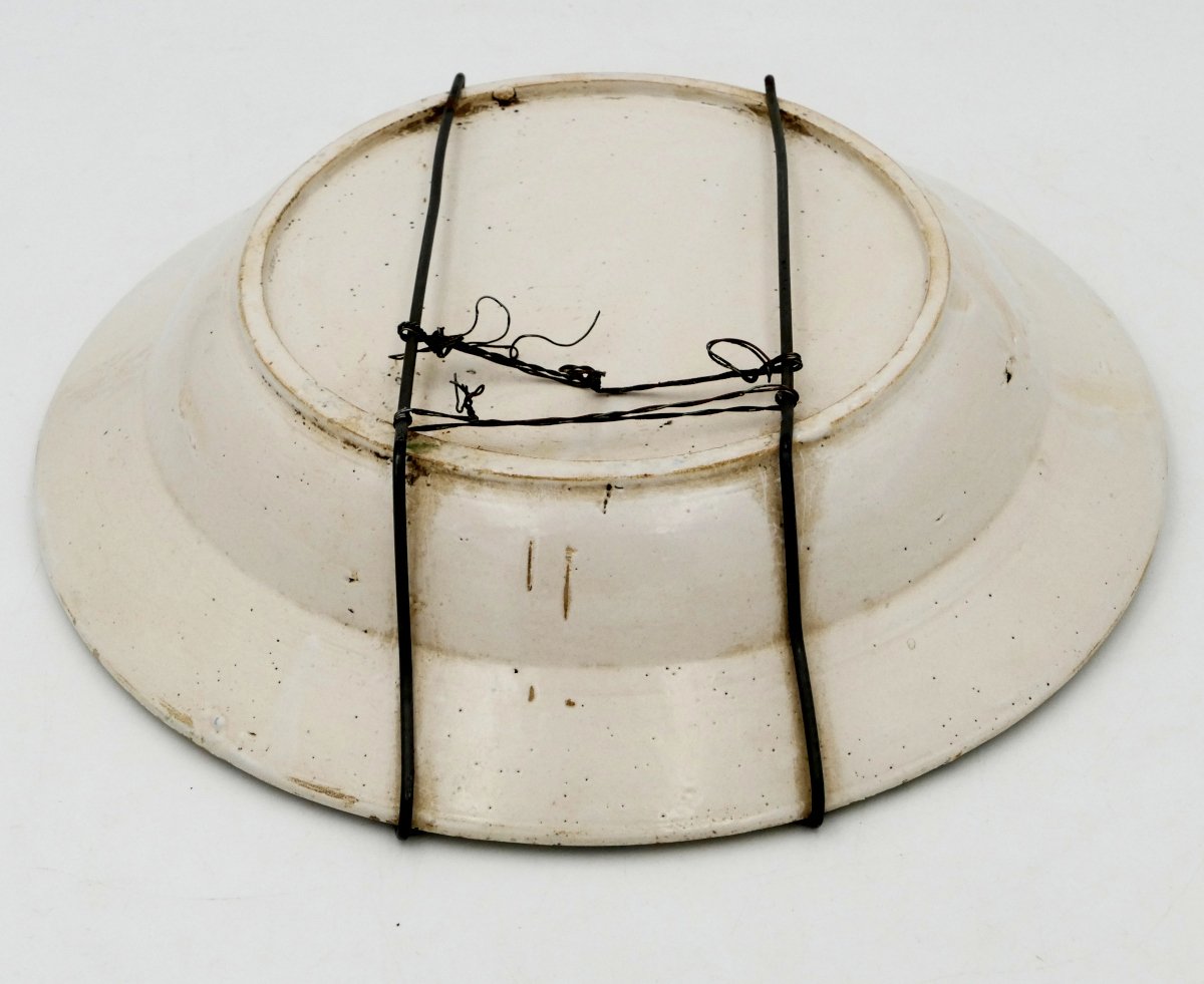 Portugal, assiette en faïence, « Couverts et tranches de poisson », XIXe siècle.-photo-2