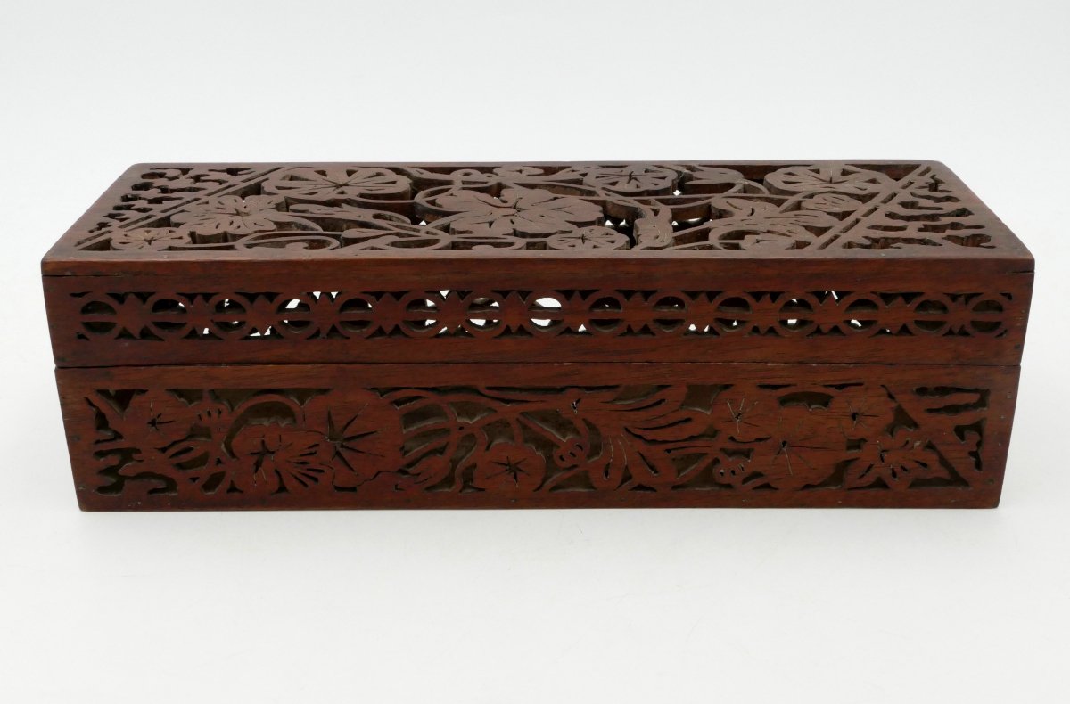 Boite &agrave; gants, coffret en bois ajour&eacute;, 1900, For&ecirc;t Noire.-photo-3