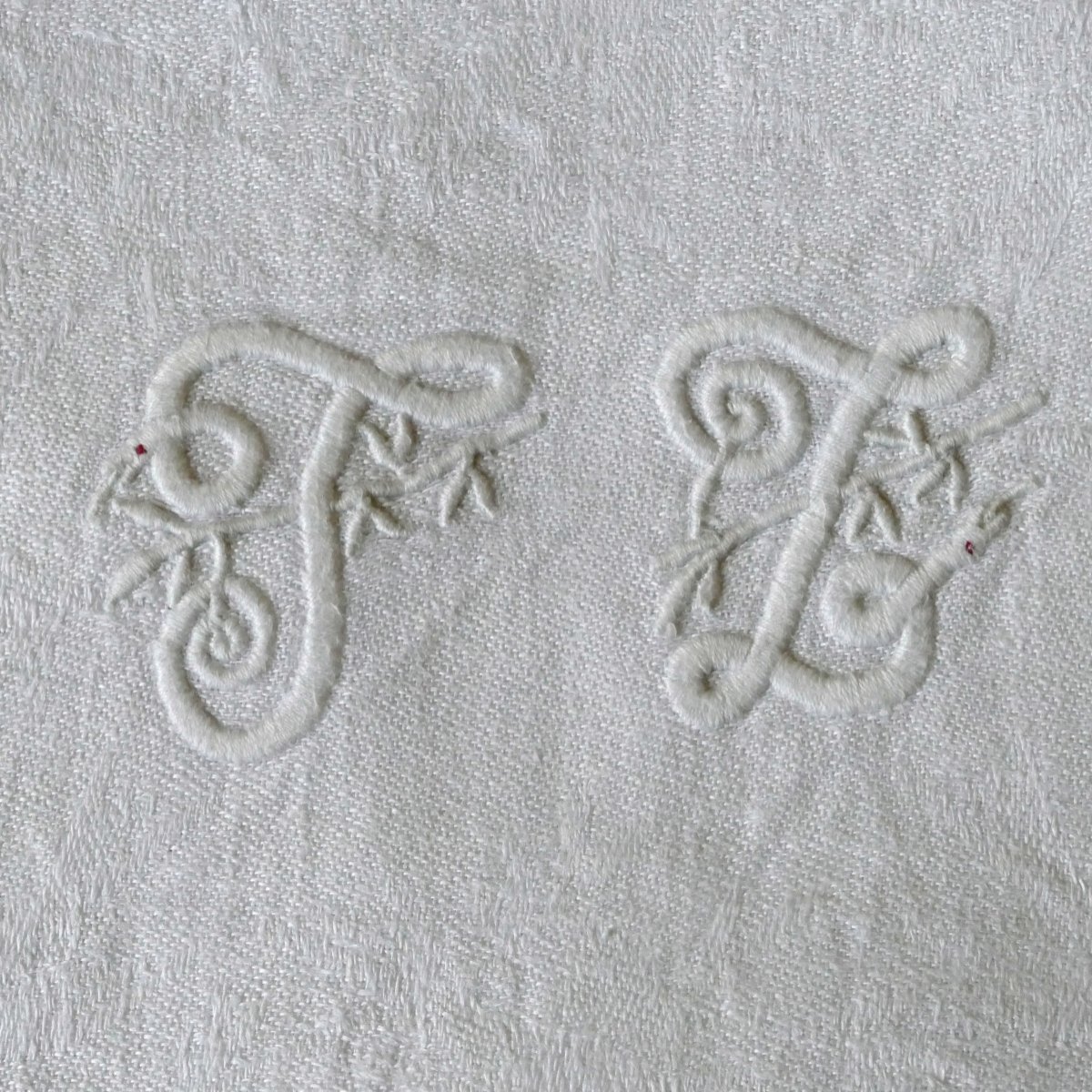 Twelve Large "t L" Damask Towels In The Art Nouveau Style, Early 20th Century.-photo-2