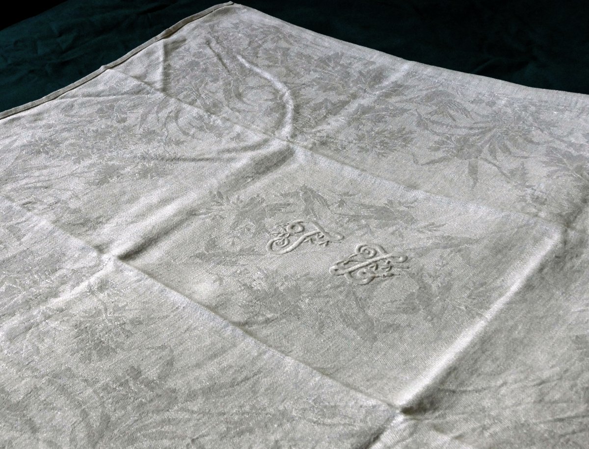 Twelve Large "t L" Damask Towels In The Art Nouveau Style, Early 20th Century.-photo-2