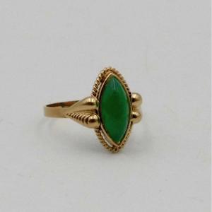 Ring In Yellow Gold And Green Agate Cabochon, 1950, Finger Size 57.