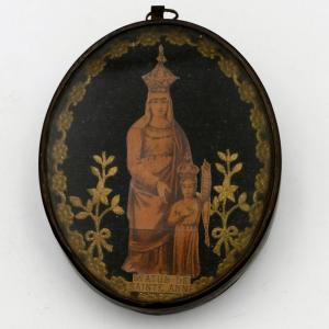 Petit médaillon, « Sainte Anne d'Auray », fin XIXe siècle.