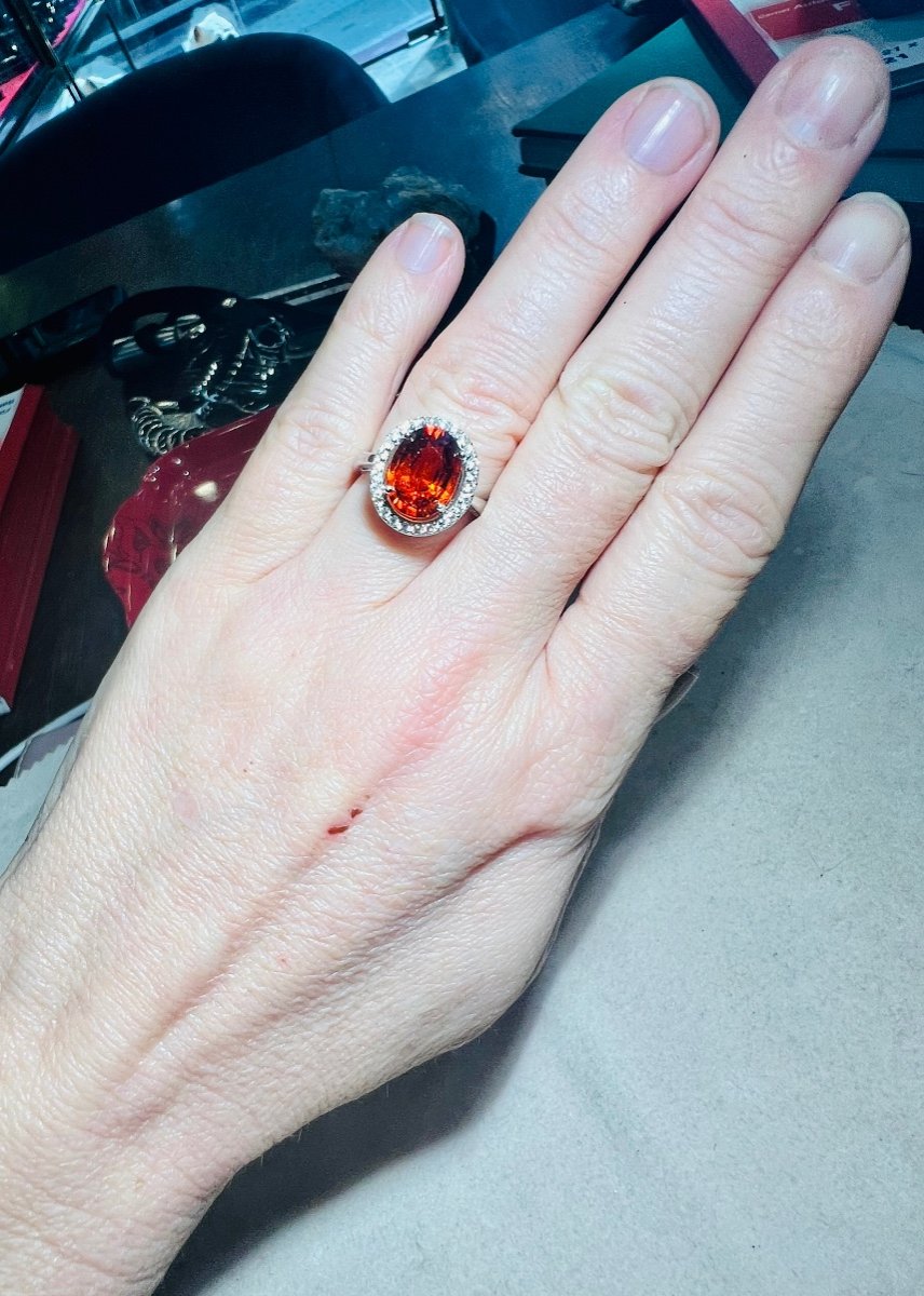 An 18k White Gold Ring Set With A Superb Orange "spessartite" Garnet-photo-4