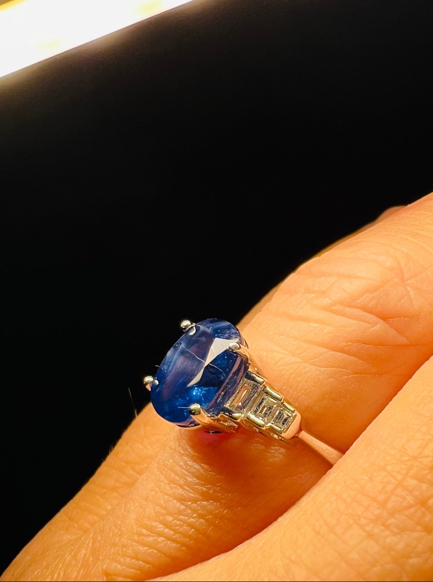 Sapphire Diamond Ring 18 Carat White Gold-photo-8