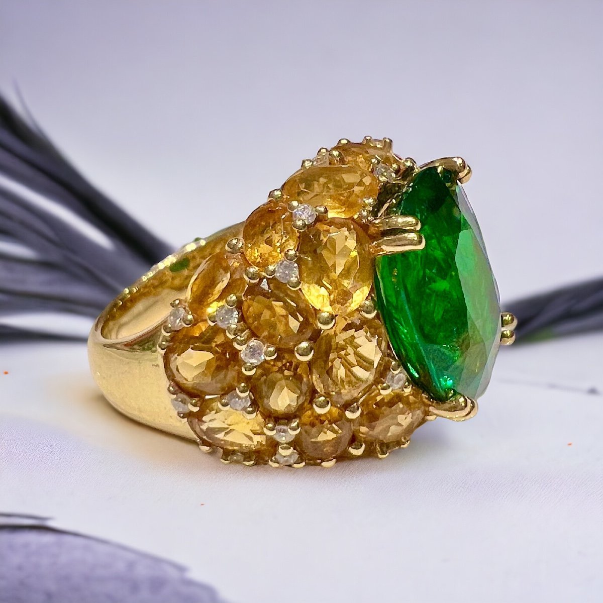 Bague cocktail en or jaune 18 ct, tsavorite certifiée 7,20 ct, citrines et diamants-photo-2