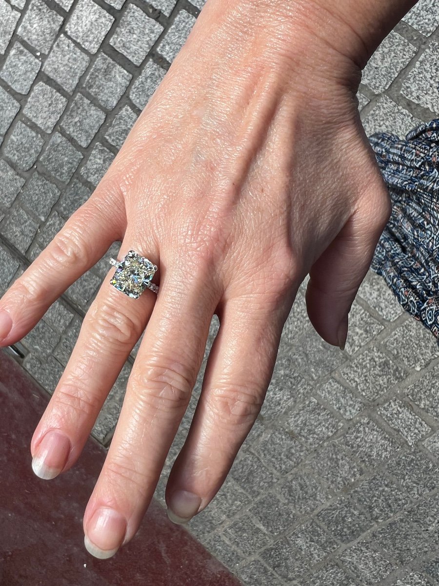 Bague De Fiançailles Bague Diamant 7.02 Carat Certifié Entouré d'Un Pavage Diamants-photo-4