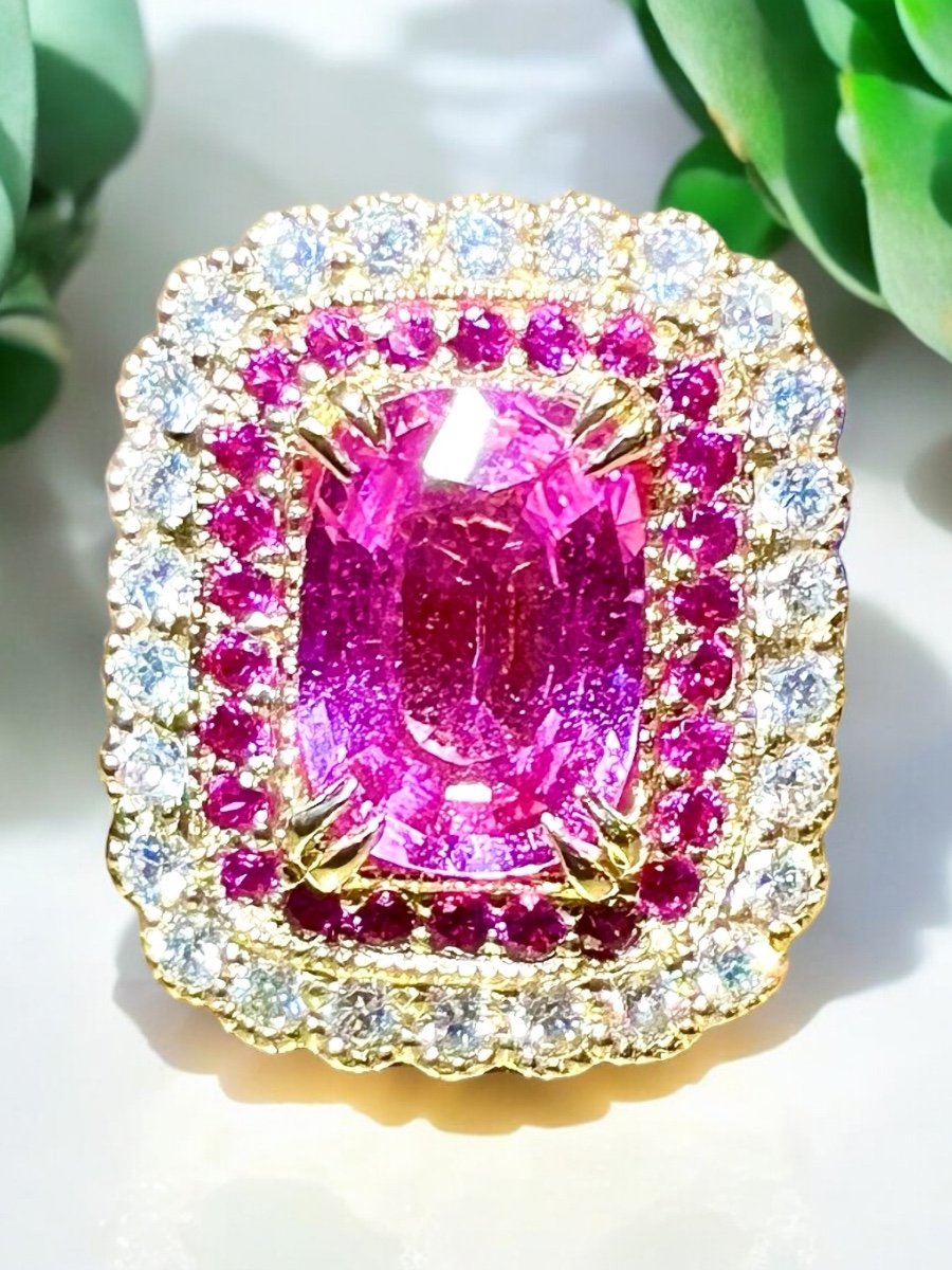 Bague Saphir Rose 1.31Carat Environ Entouré Pavage Diamants Et Saphirs Roses