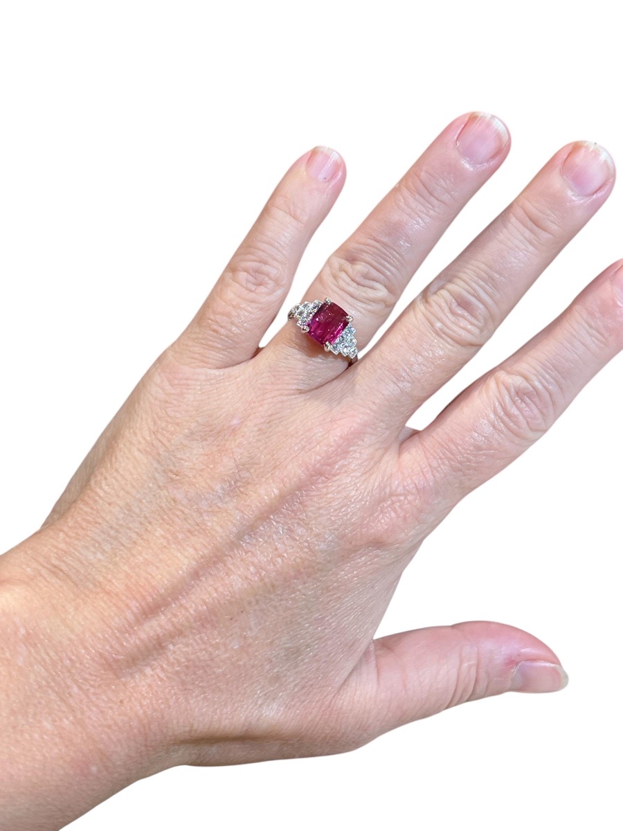 18k White Gold Ring With Natural Blue Zircon And Diamonds-photo-4