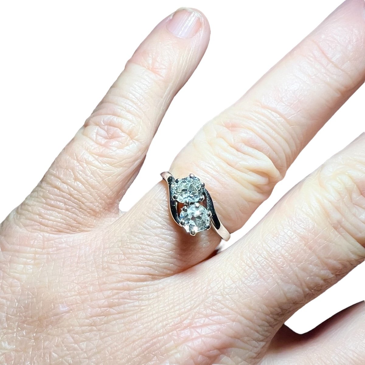 bague diamant ,or 18carats blanc, deux diamants taille ancienne, bague "toi et moi"-photo-2