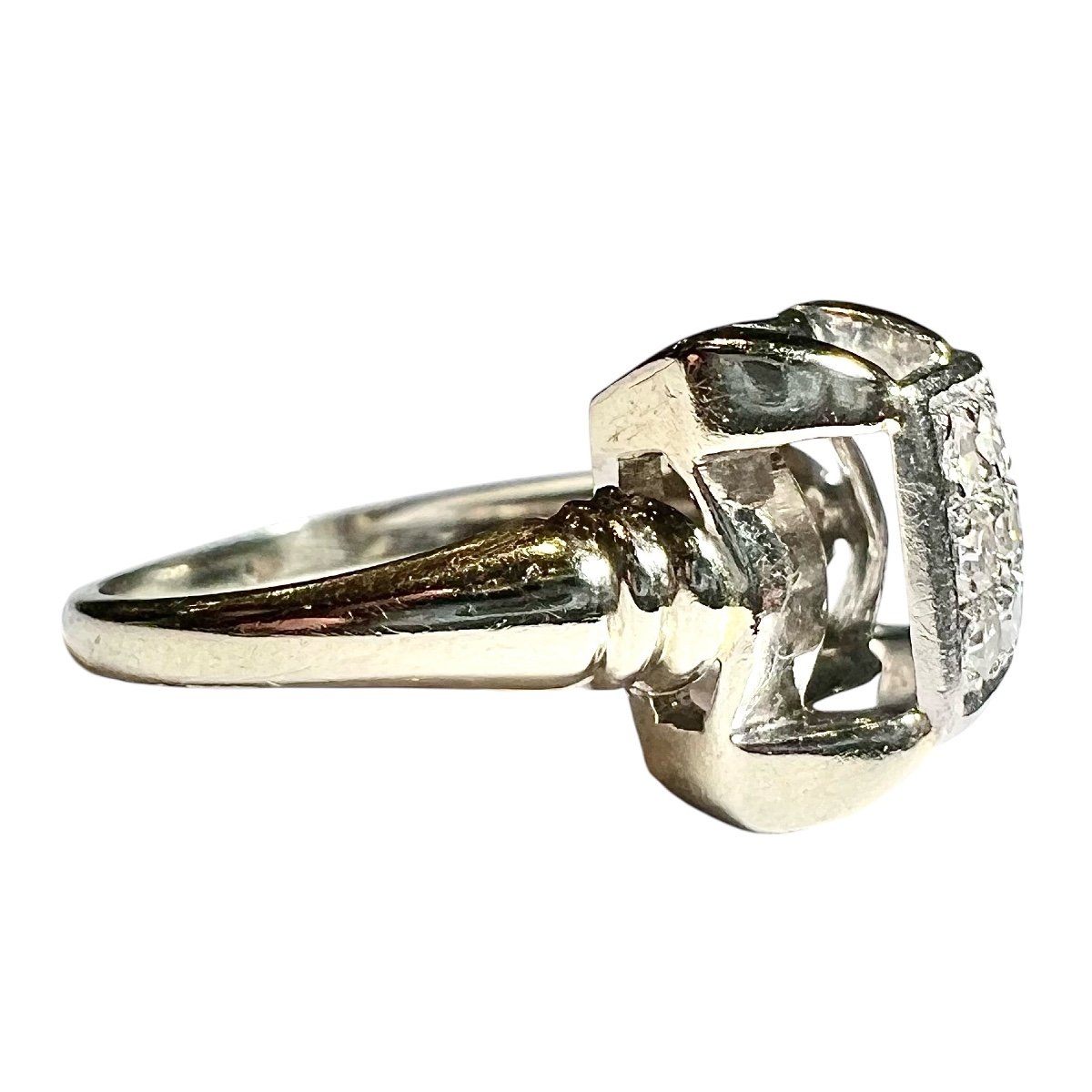 Bague diamant ,   or 18 ct blanc,   9 diamants pour 0.35 ct , époque 1930/1940-photo-2