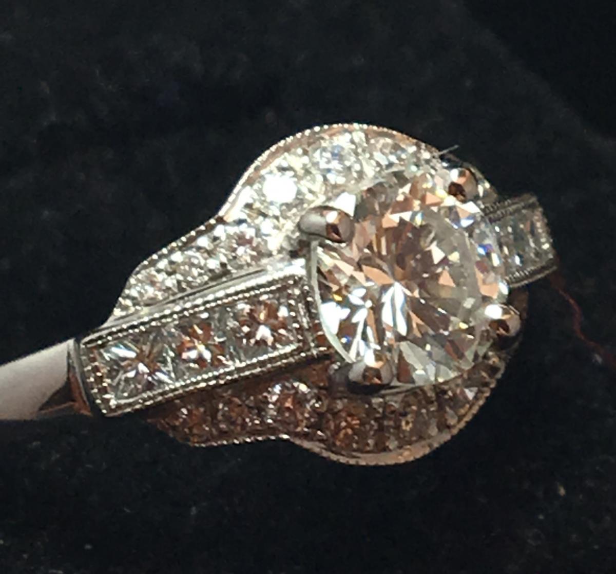 18ct Gold Ring Set With A 0.80ct Central Diamond