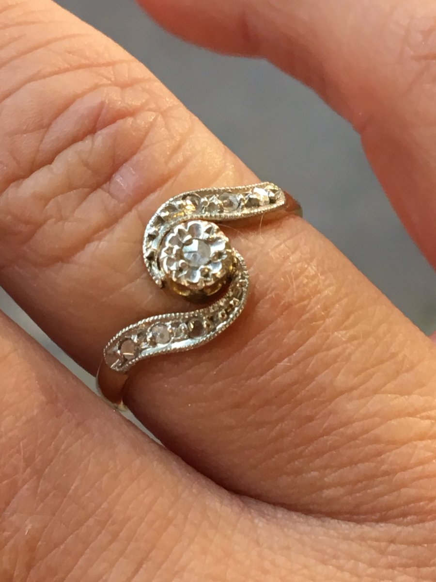 18ct Gold Ring Set With Old Diamonds-photo-2
