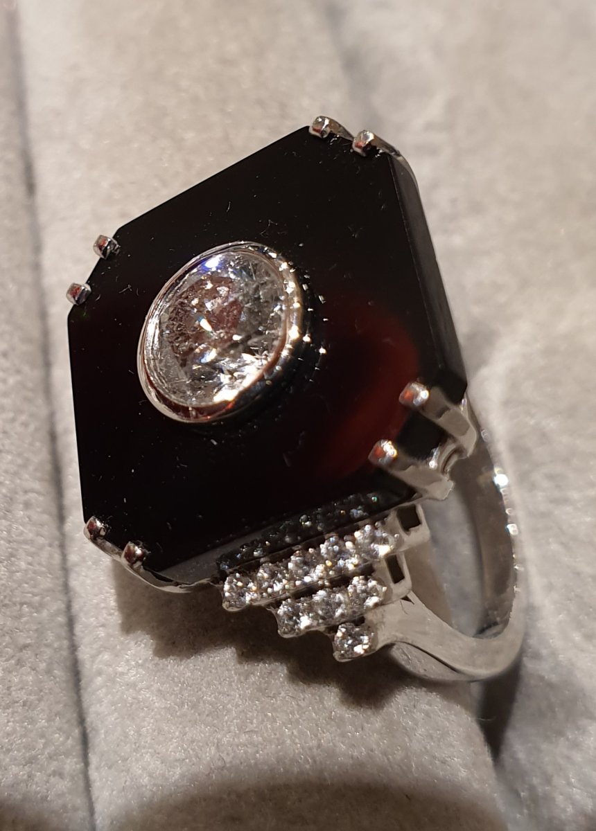 18ct Gold Ring Set With A 1.12ct Diamond And Black Onyx-photo-3