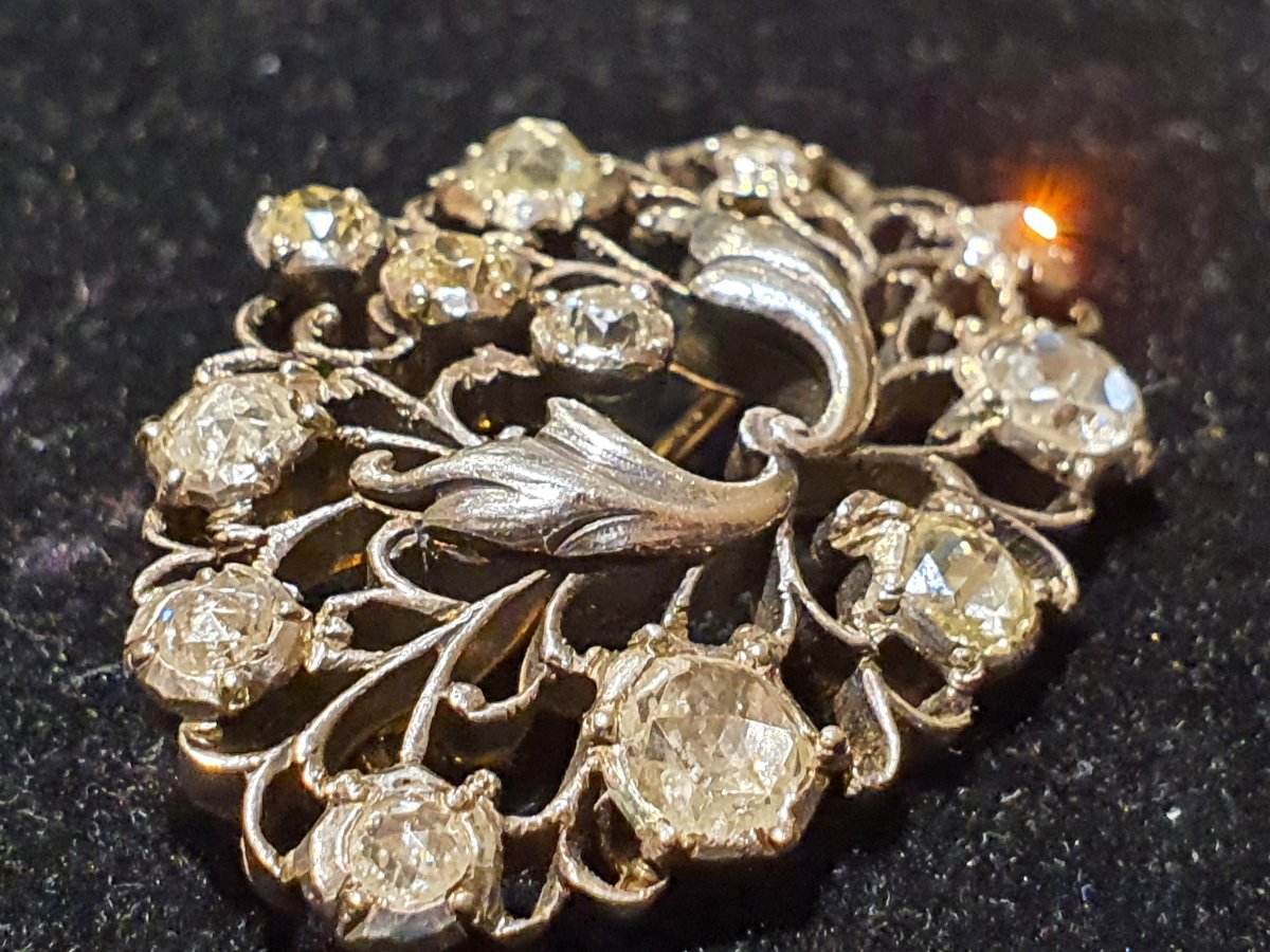 18k Gold And Silver Brooch Set With Old Cut Diamonds-photo-2