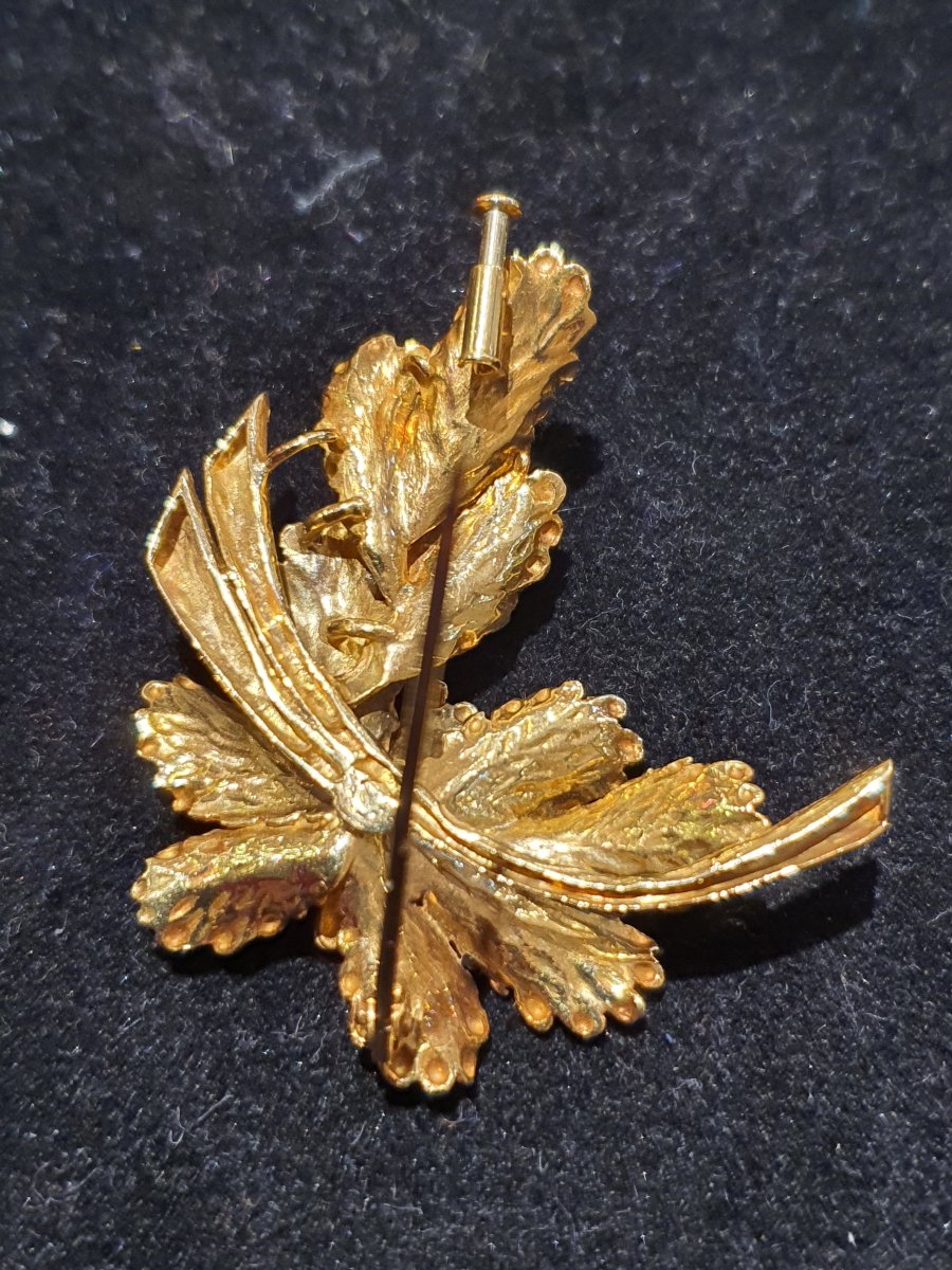 18ct Gold Brooch.-photo-3