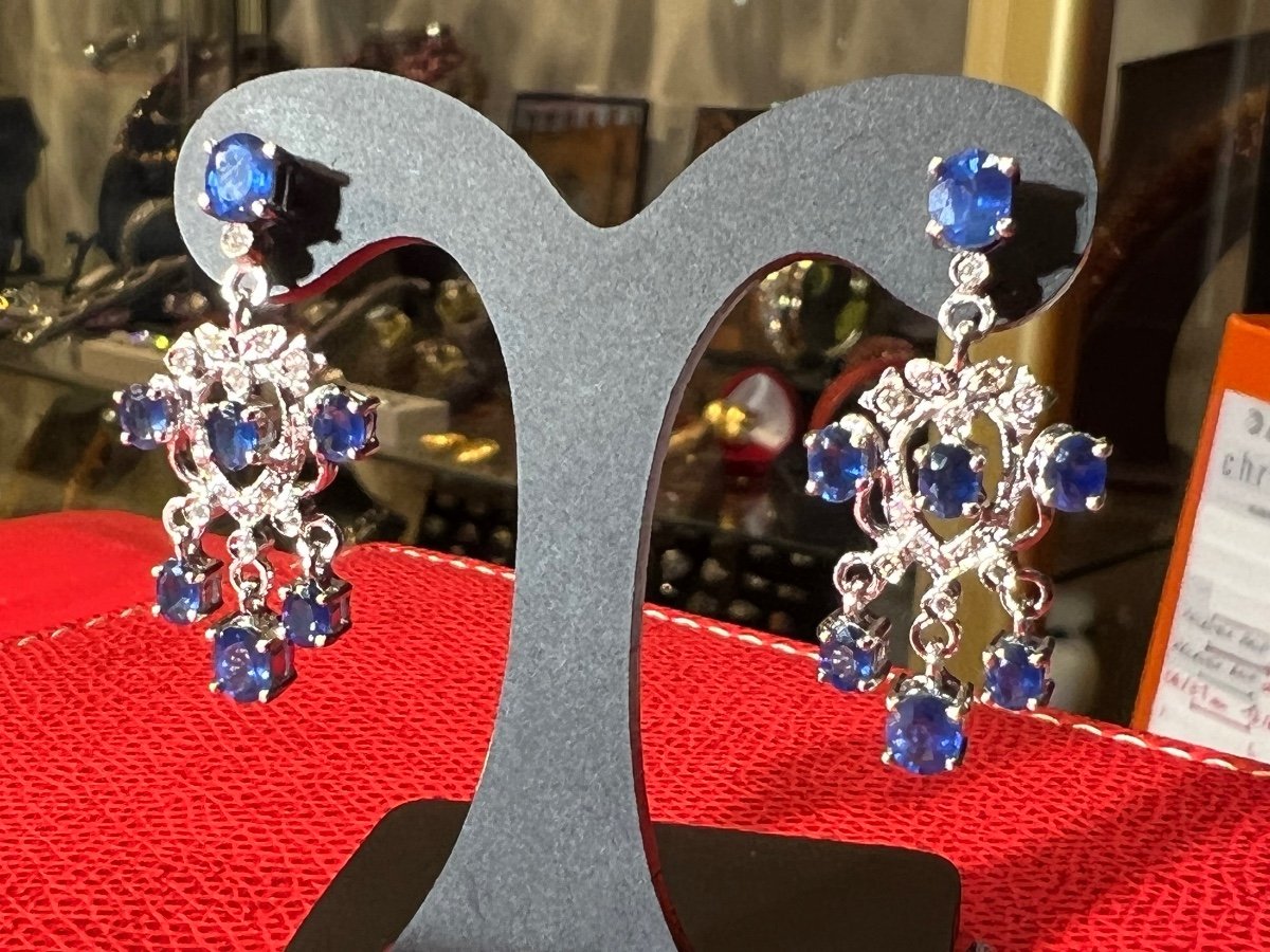 Boucles D Oreille En Or 18ct Serties Saphirs Et Brillants -photo-2