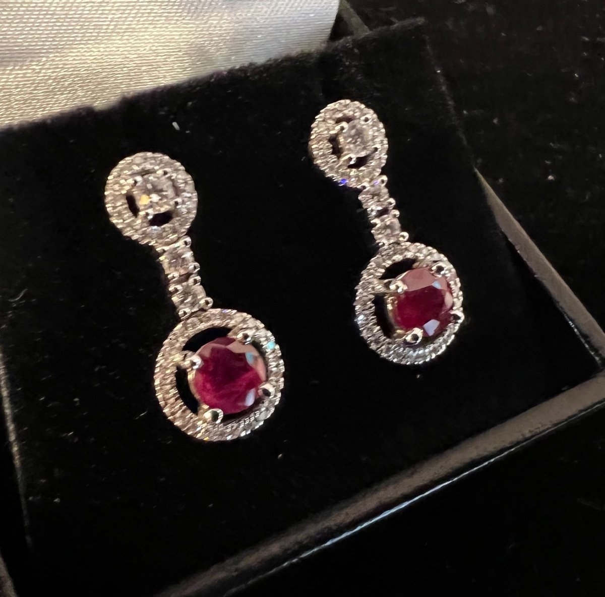 18ct White Gold Earrings Set With Rubies And Brilliants-photo-2