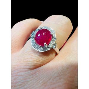 Ruby Cabochon Ring 3.30 Carat And Diamonds