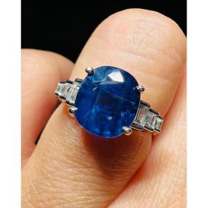 Sapphire Diamond Ring 18 Carat White Gold