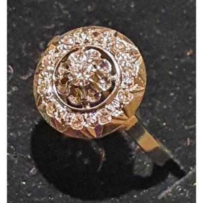 18 Kt Gold Ring Set With Old Cut Diamonds