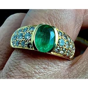 Emerald And Diamond Ring 18 Carat Gold